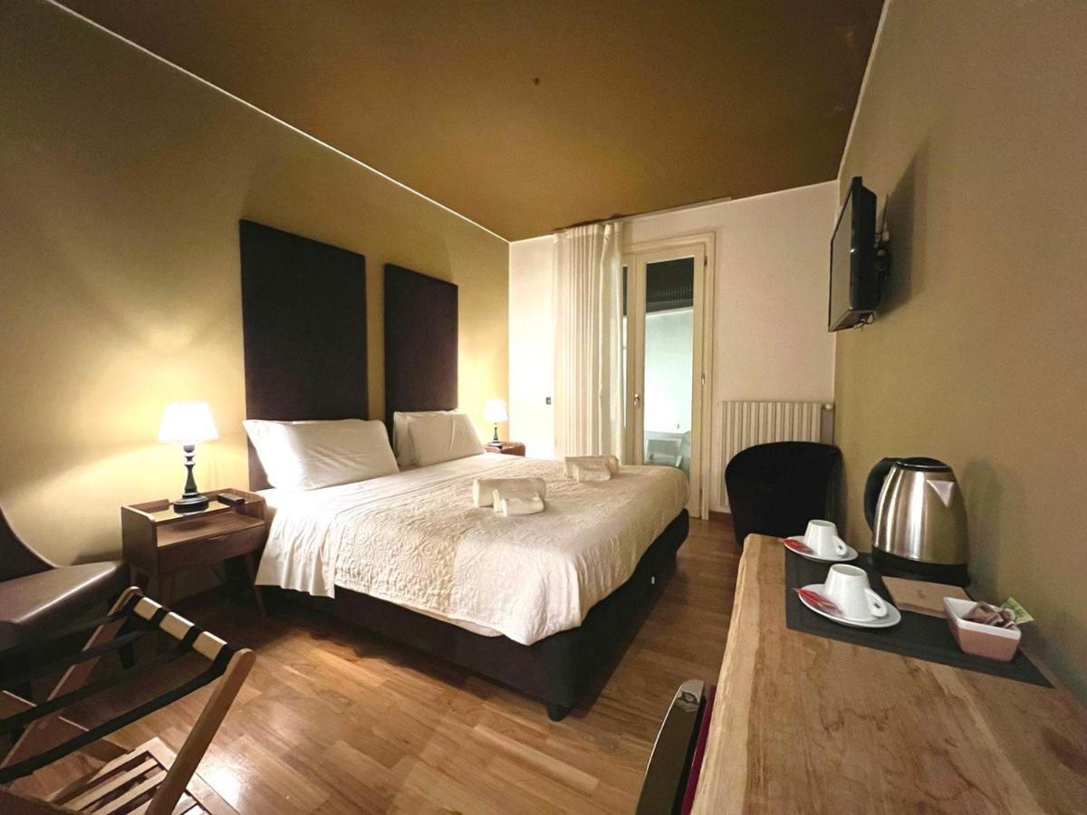 Dimora Dei Salentini Bed & Breakfast Lecce Cameră foto